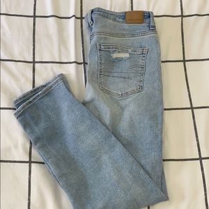 American Eagle stretch mom jean
